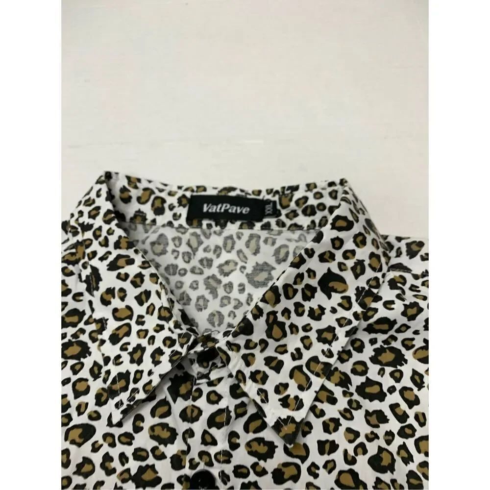 Cheetah Patterned Button Down Top - Picture 5 of 8
